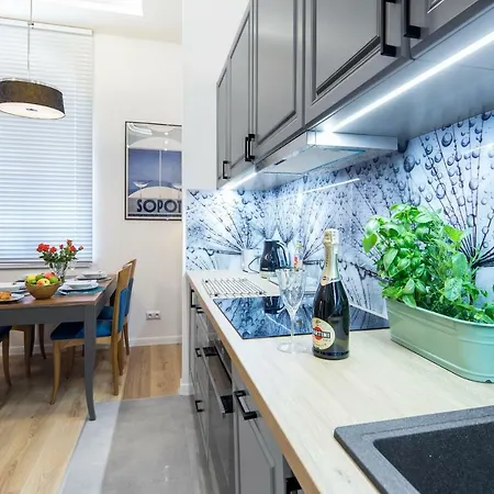 Apartamenty4you - Atlantic Apartman