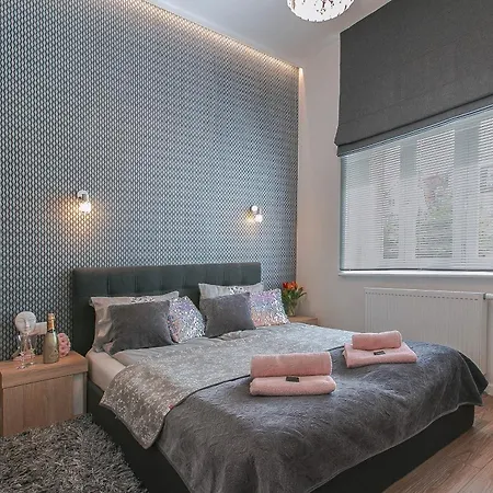 Apartamenty4you - Atlantic Apartman